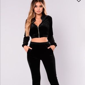 Fashion nova Palma velour 2 piece set